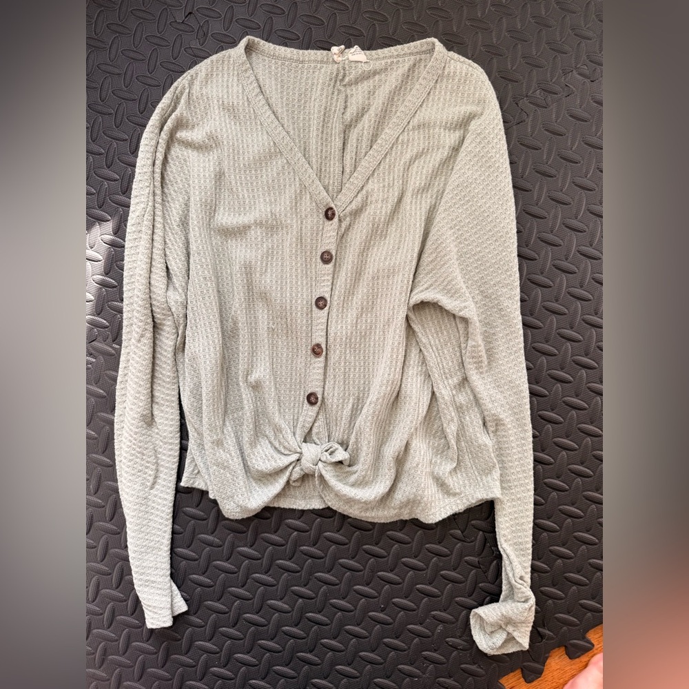 Women's Button-Up Knit Top - light green